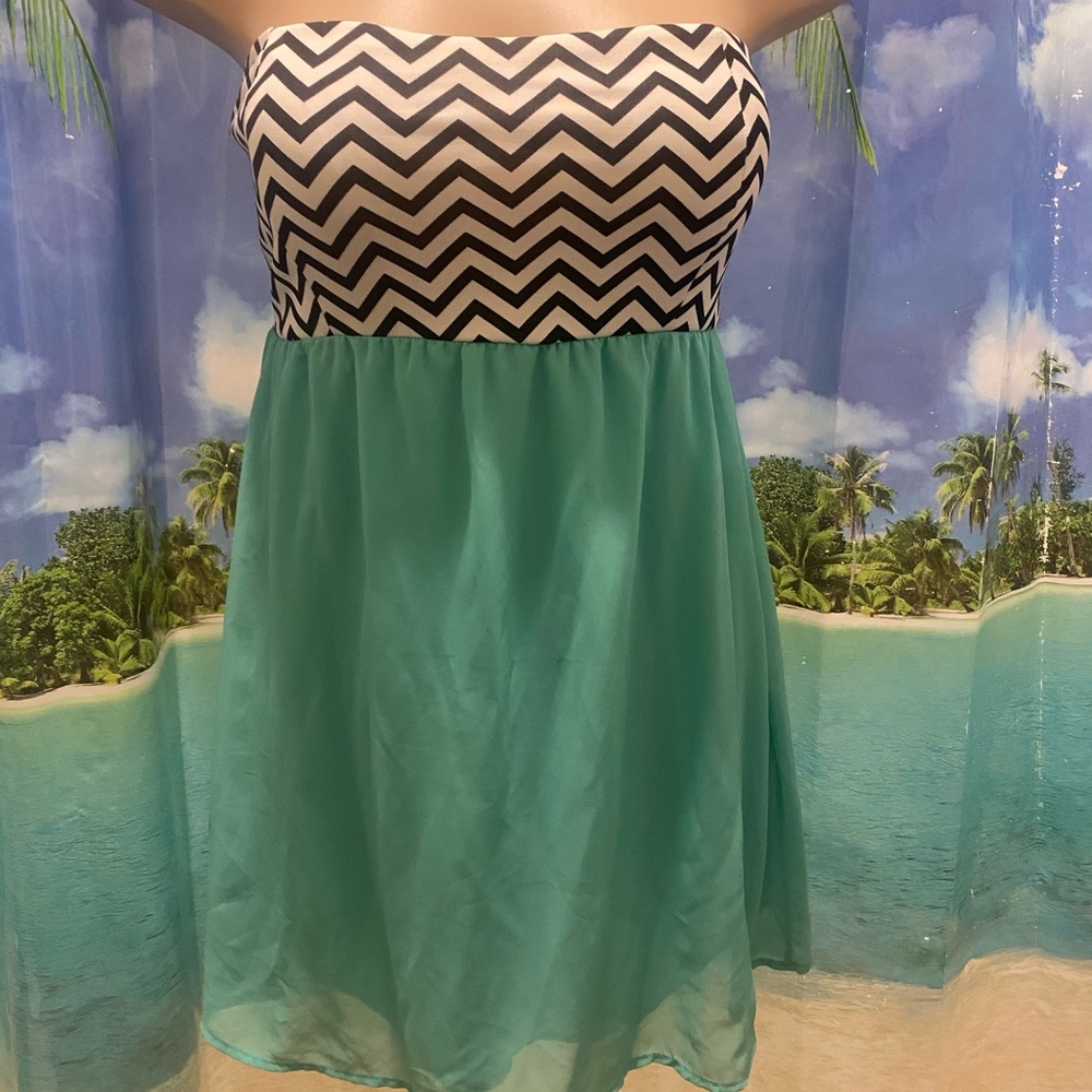 Women’s dress
